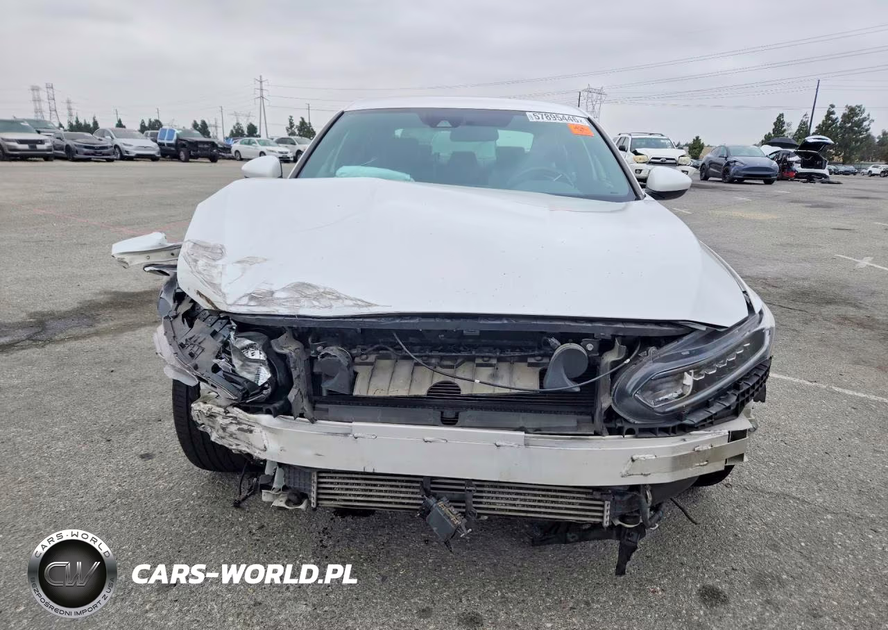 2018 Honda Accord Sport VIN:1HGCV1F36JA188400 - 5