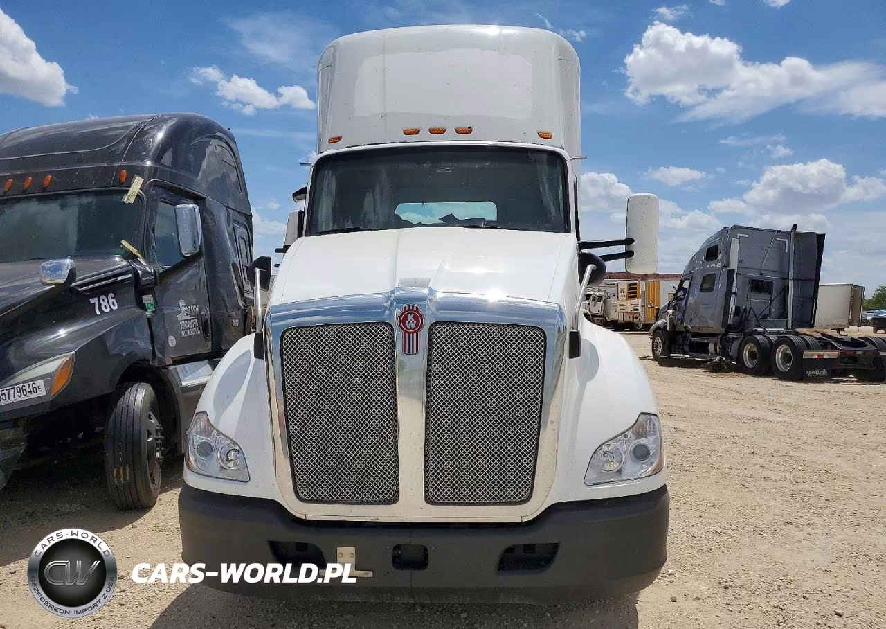 2020 Kenworth Construction T680 VIN:1XKYA48X5LJ393473 - 9