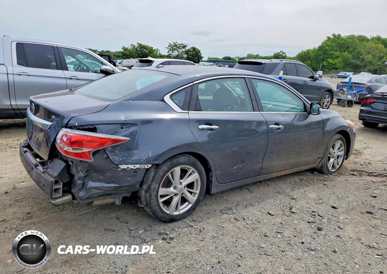 2013 Nissan Altima 2.5 VIN:1N4AL3AP7DN425366 - 3
