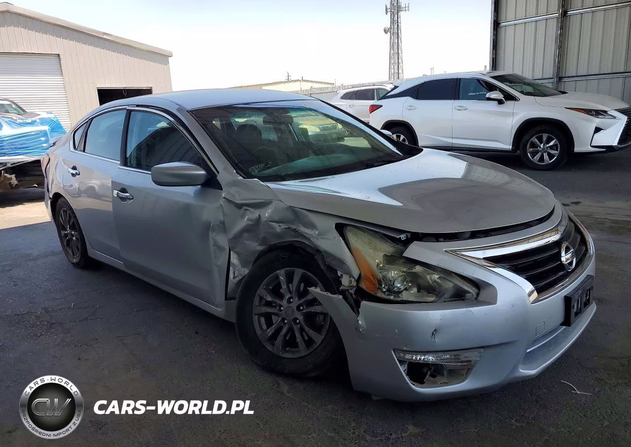2015 Nissan Altima 2.5 S VIN:1N4AL3AP1FC497582 - 4