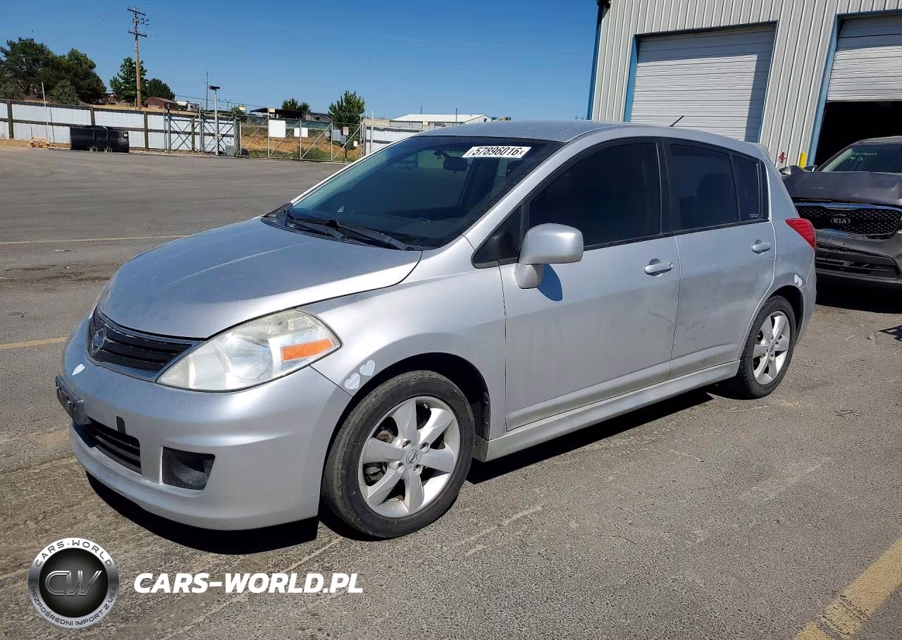 2011 Nissan Versa 1.8 S