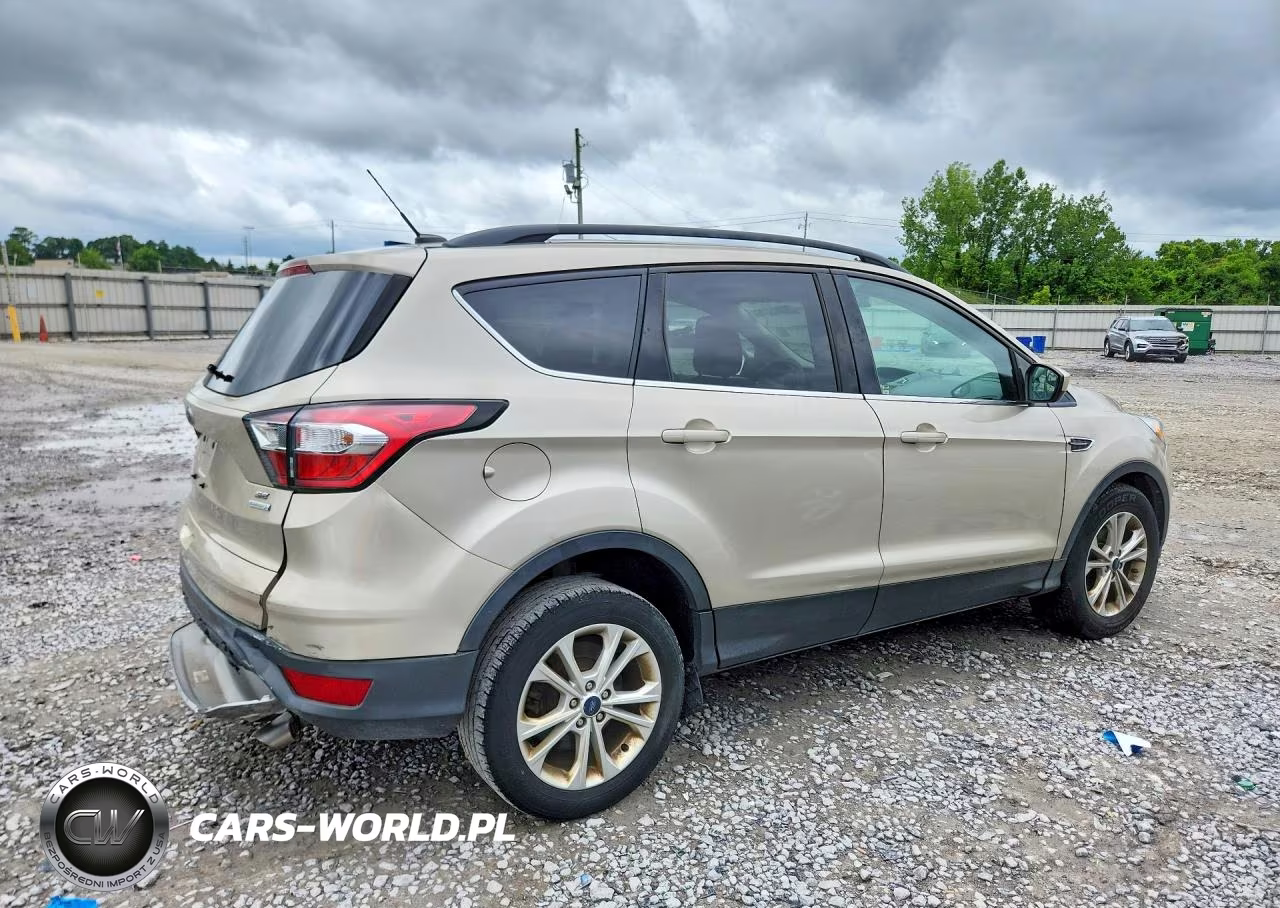 2018 Ford Escape Se VIN:1FMCU0GD0JUB88809 - 3