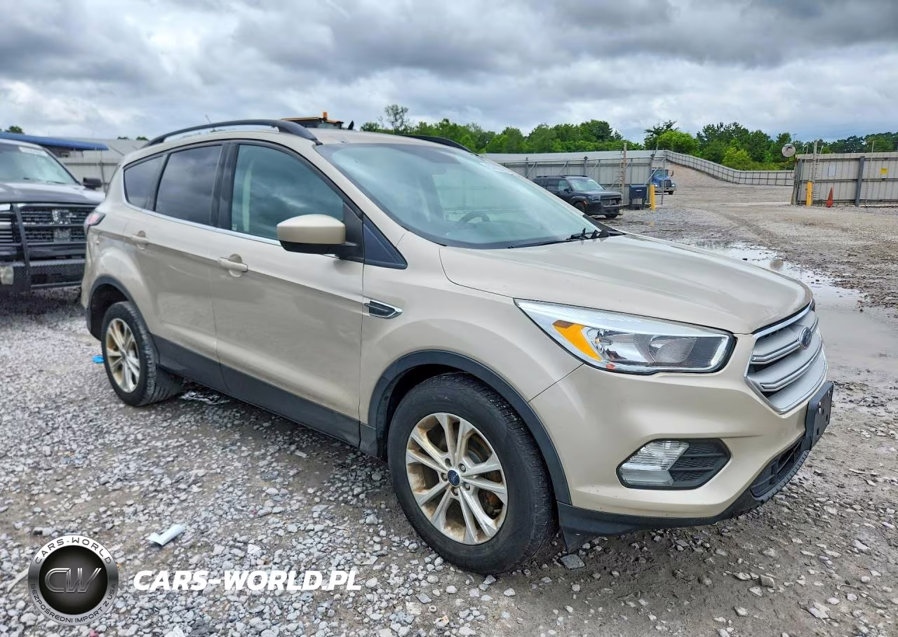 2018 Ford Escape Se VIN:1FMCU0GD0JUB88809 - 4