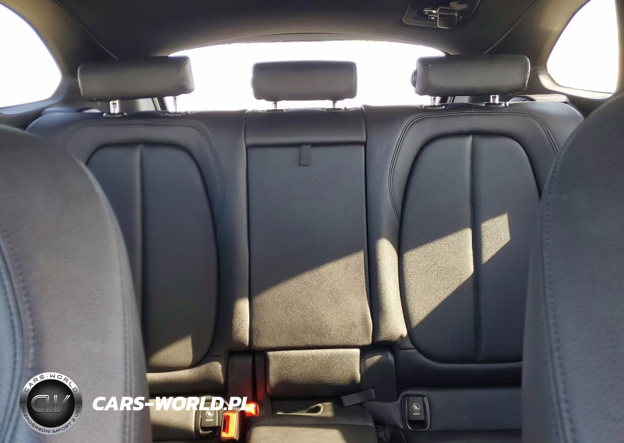 2018 BMW X1 Sdrive28I VIN:WBXHU7C38J5H45062 - 10