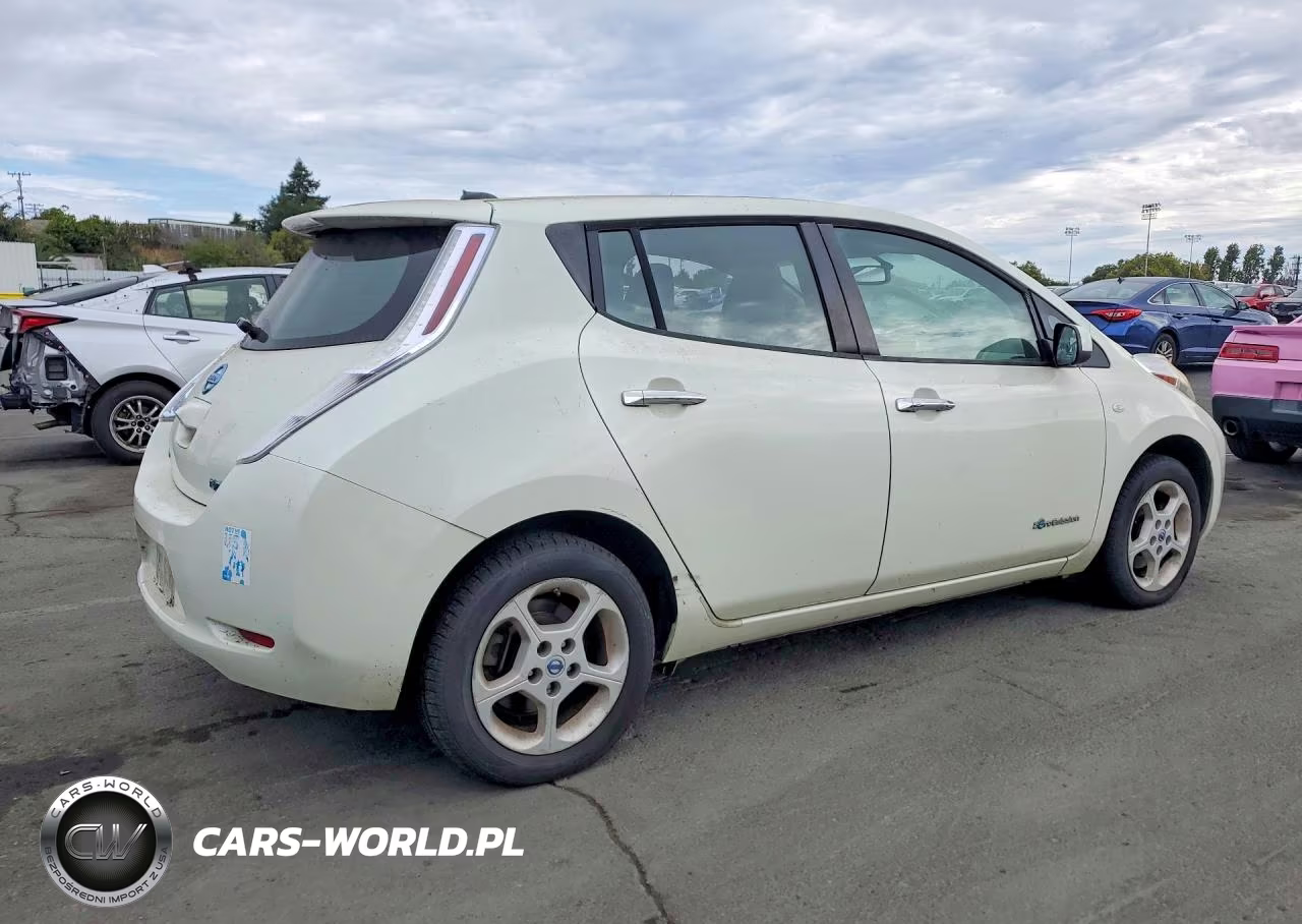 2011 Nissan Leaf VIN:JN1AZ0CP6BT006652 - 3