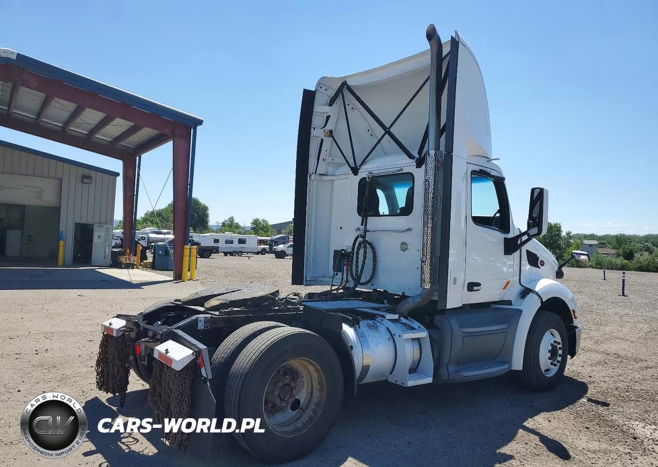 2020 Peterbilt 579 Semi Truck VIN:1XPBA48X8LD634411 - 4