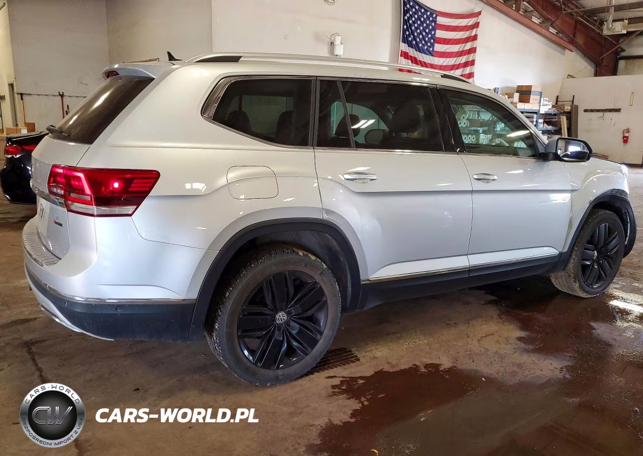 2019 Volkswagen Atlas Sel Premium VIN:1V2NR2CA7KC561002 - 3