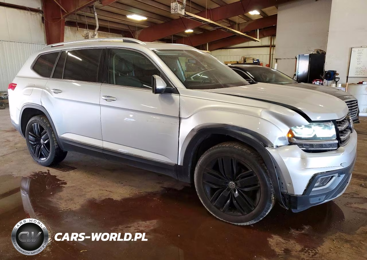 2019 Volkswagen Atlas Sel Premium VIN:1V2NR2CA7KC561002 - 4