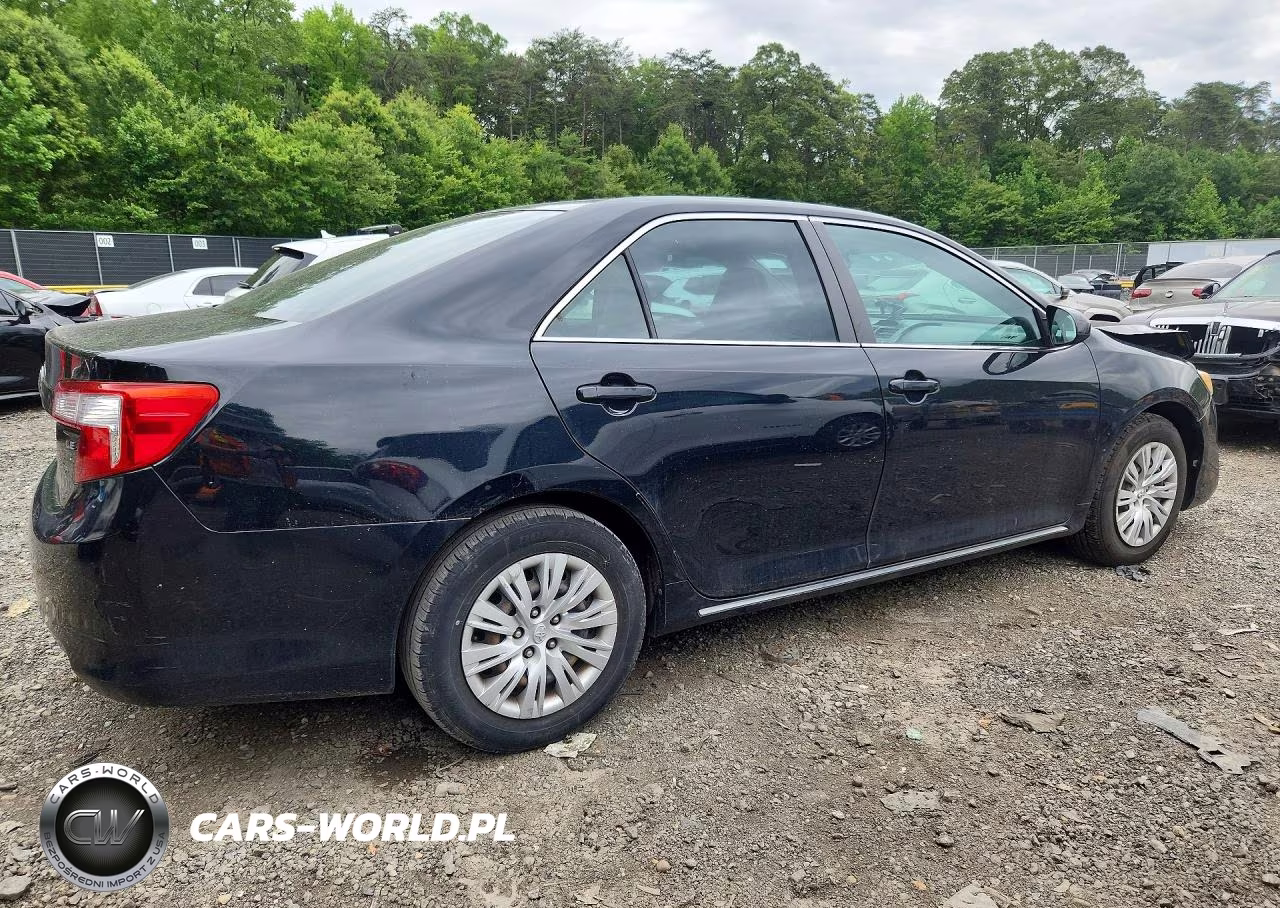 2012 Toyota Camry Le VIN:4T1BF1FK7CU182617 - 3