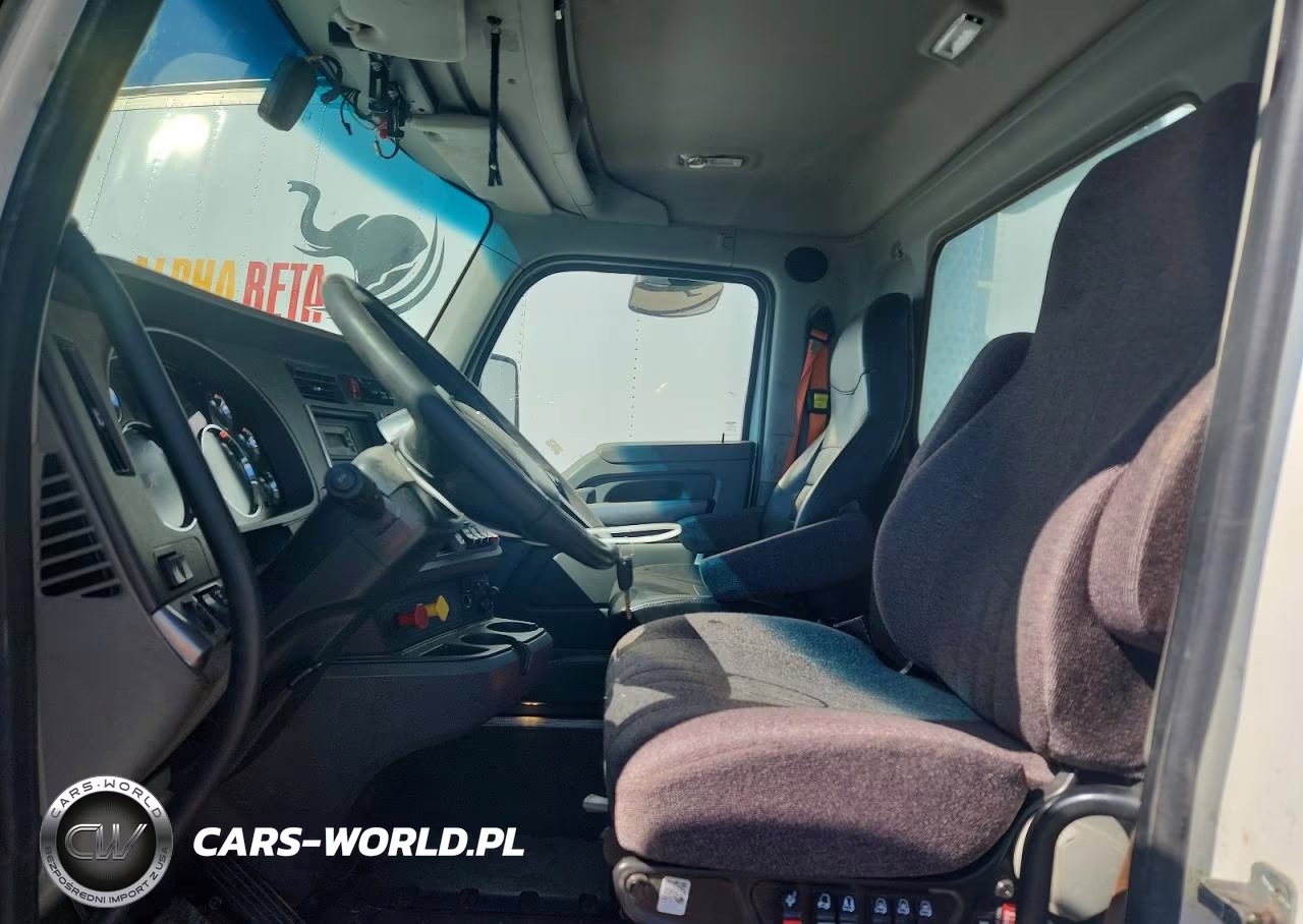 2019 Kenworth Construction T680 VIN:1XKYD49X3KJ296986 - 5