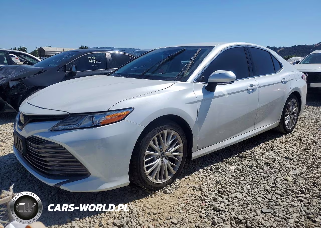 2020 Toyota Camry Xle – zdjęcie 1 z 12