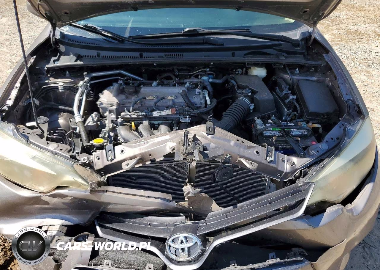 2015 Toyota Corolla Le VIN:2T1BURHEXFC350994 - 11