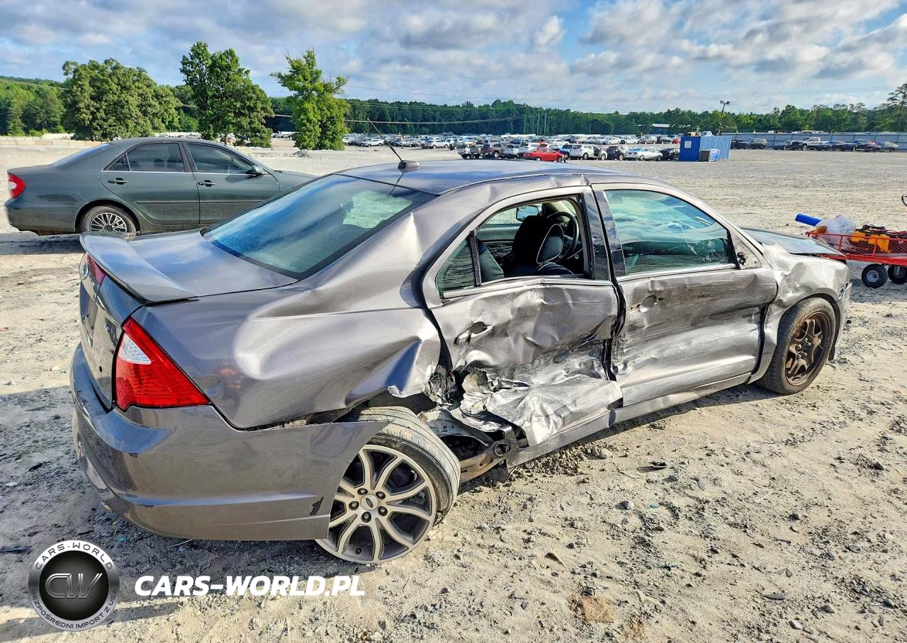 2011 Ford Fusion VIN:3FAHP0HA5BR199146 - 3