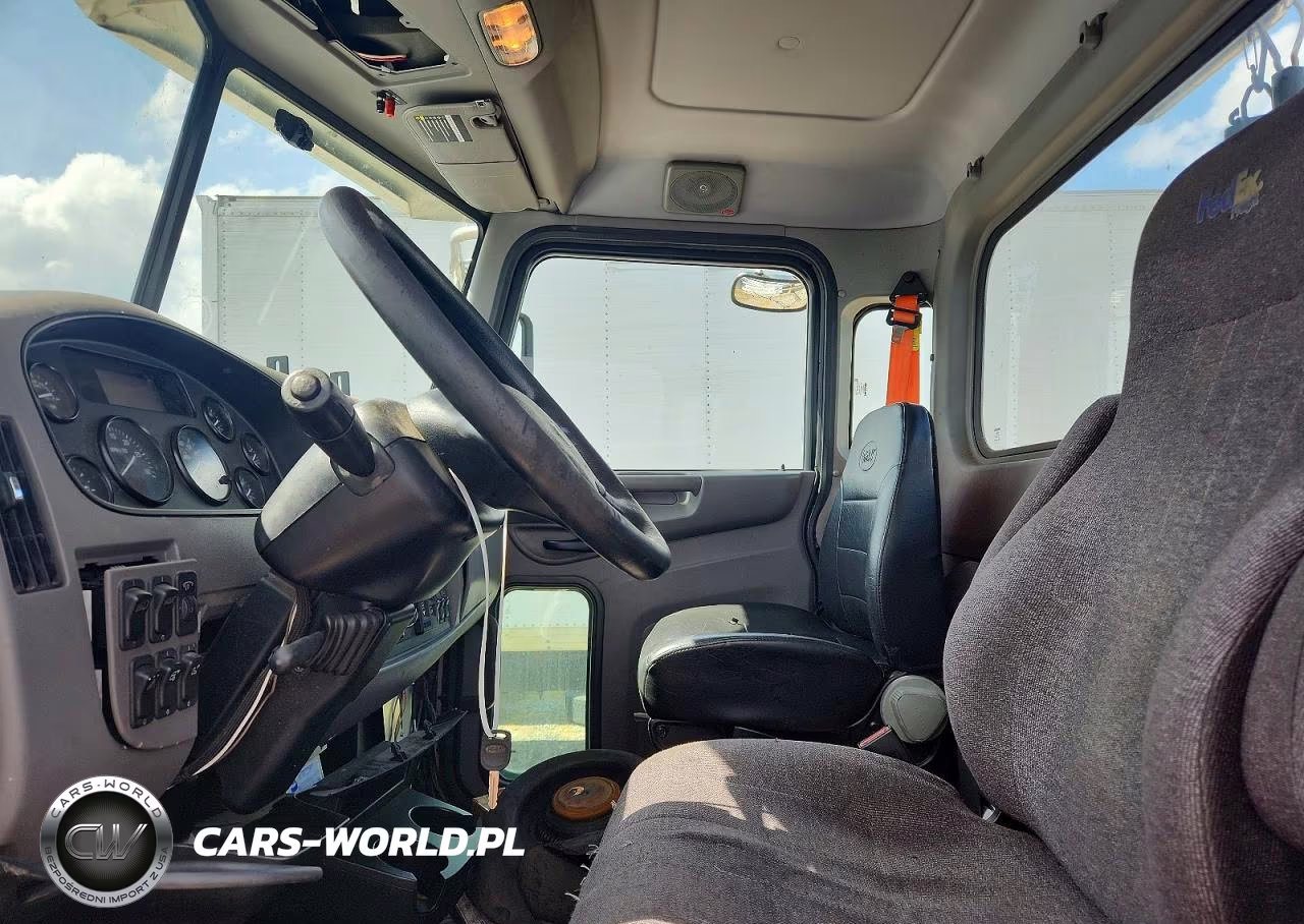2019 Peterbilt 348 Semi Truck VIN:1XP3AJ8X7KD268409 - 5