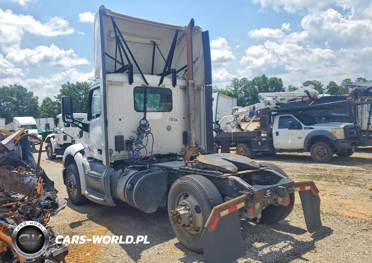 2016 Peterbilt 579 Semi Truck VIN:1XPBA48XXGD361705 - 3