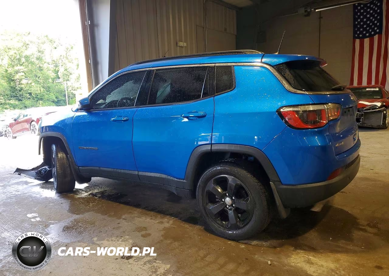 2018 Jeep Compass Latitude VIN:3C4NJDBB5JT359843 - 2