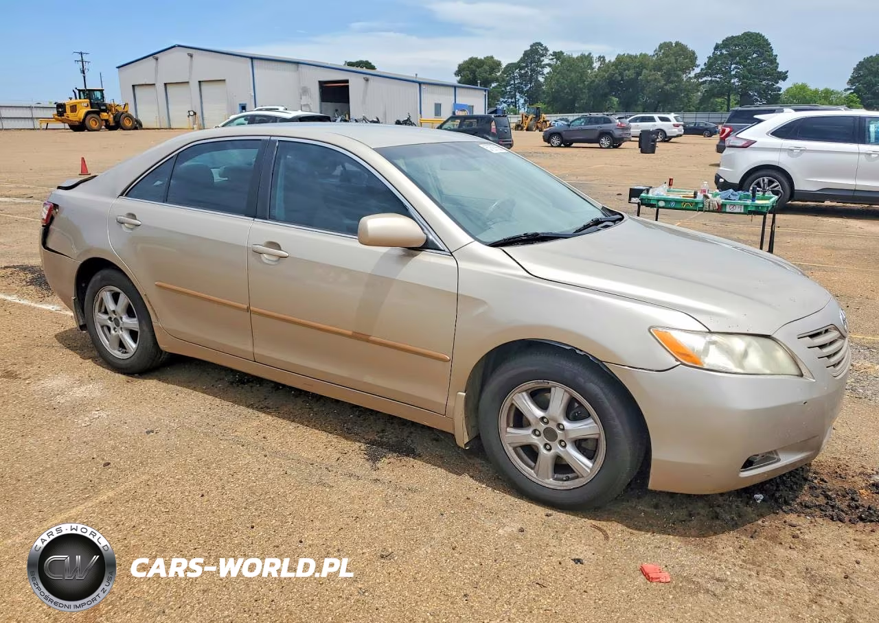 2009 Toyota Camry Le VIN:4T1BE46K39U918417 - 4
