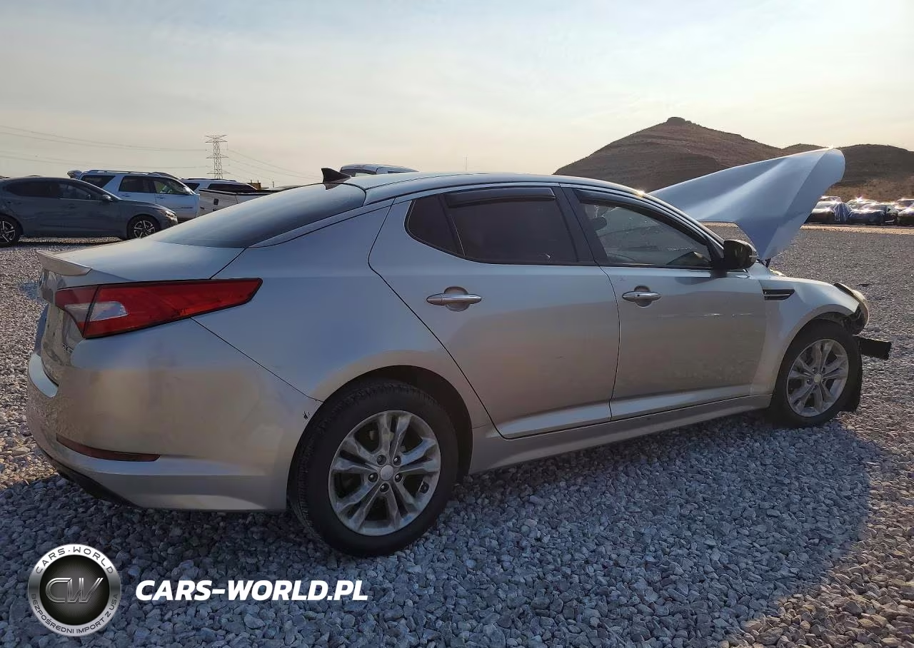 2013 Kia Optima Sx VIN:5XXGR4A68DG152840 - 3