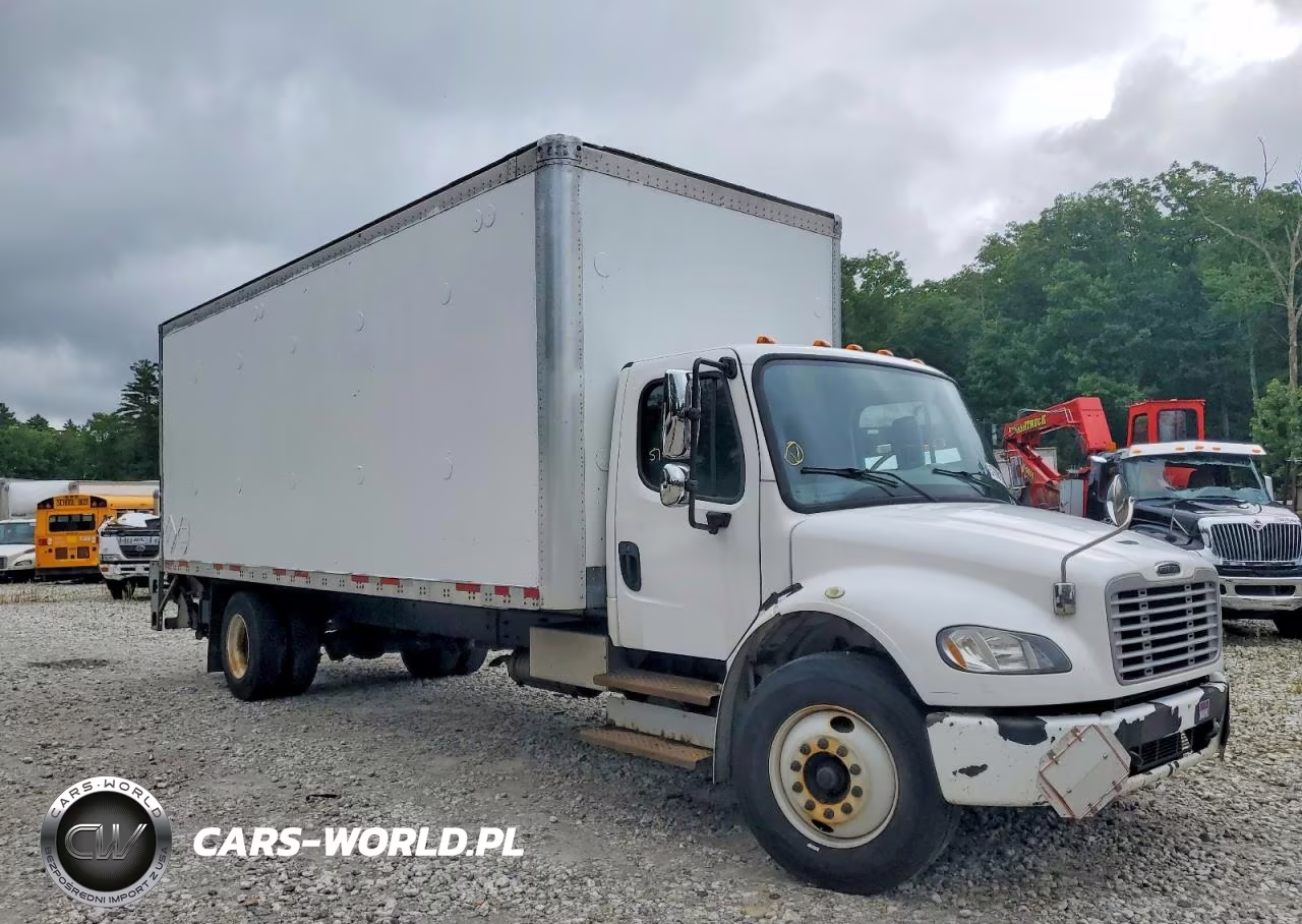 2015 Freightliner Business Class M2 Box Truck