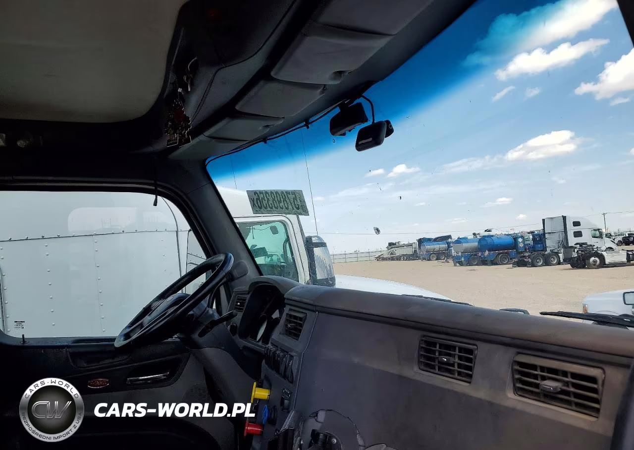 2016 Peterbilt 579 VIN:1XPBA48XXGD339848 - 5