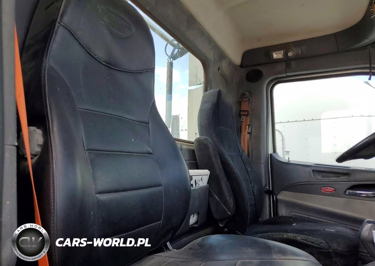 2016 Peterbilt 579 VIN:1XPBA48XXGD339848 - 6