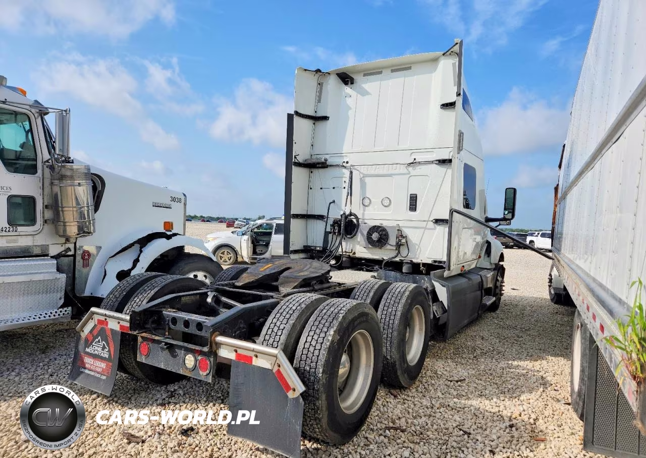 2020 International Lt625 Semi Truck VIN:3HSDZAPR4LN813426 - 4