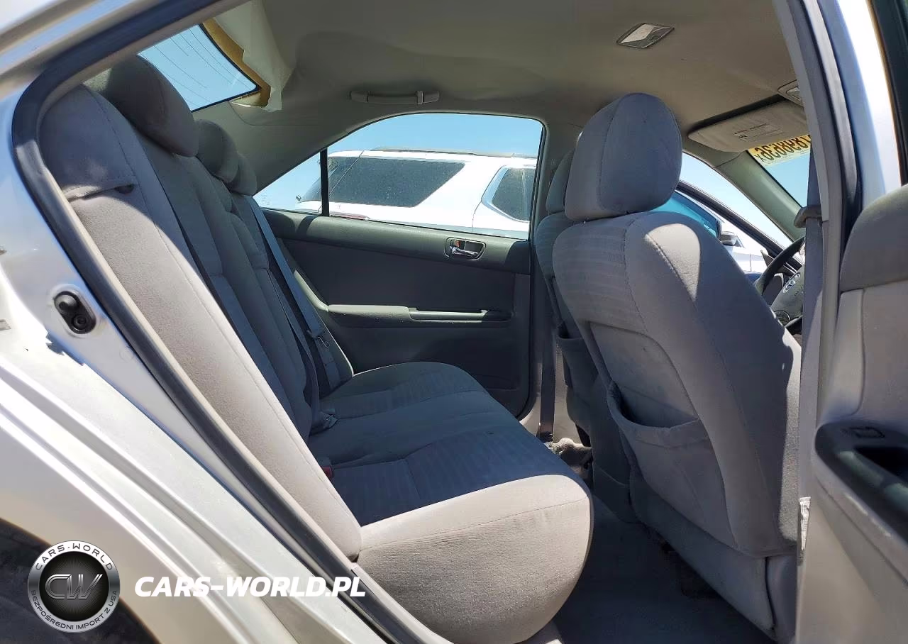 2005 Toyota Camry Le V6 VIN:4T1BF32K35U608856 - 10