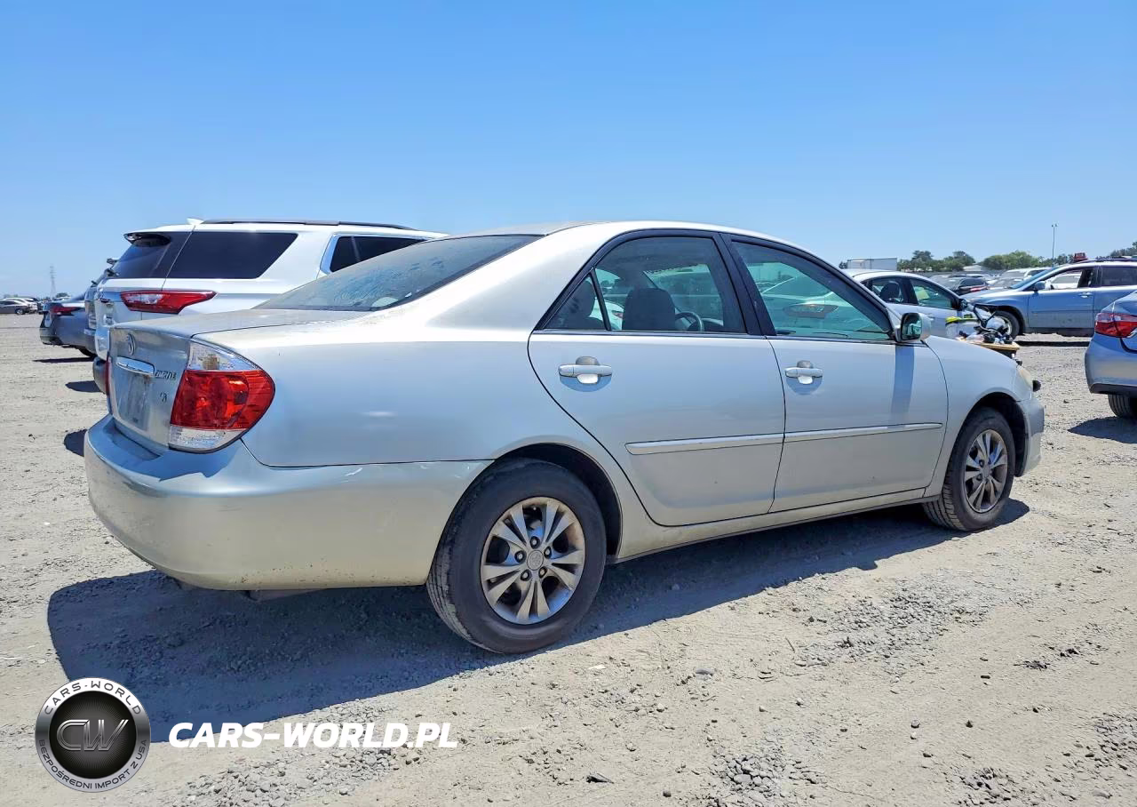 2005 Toyota Camry Le V6 VIN:4T1BF32K35U608856 - 3
