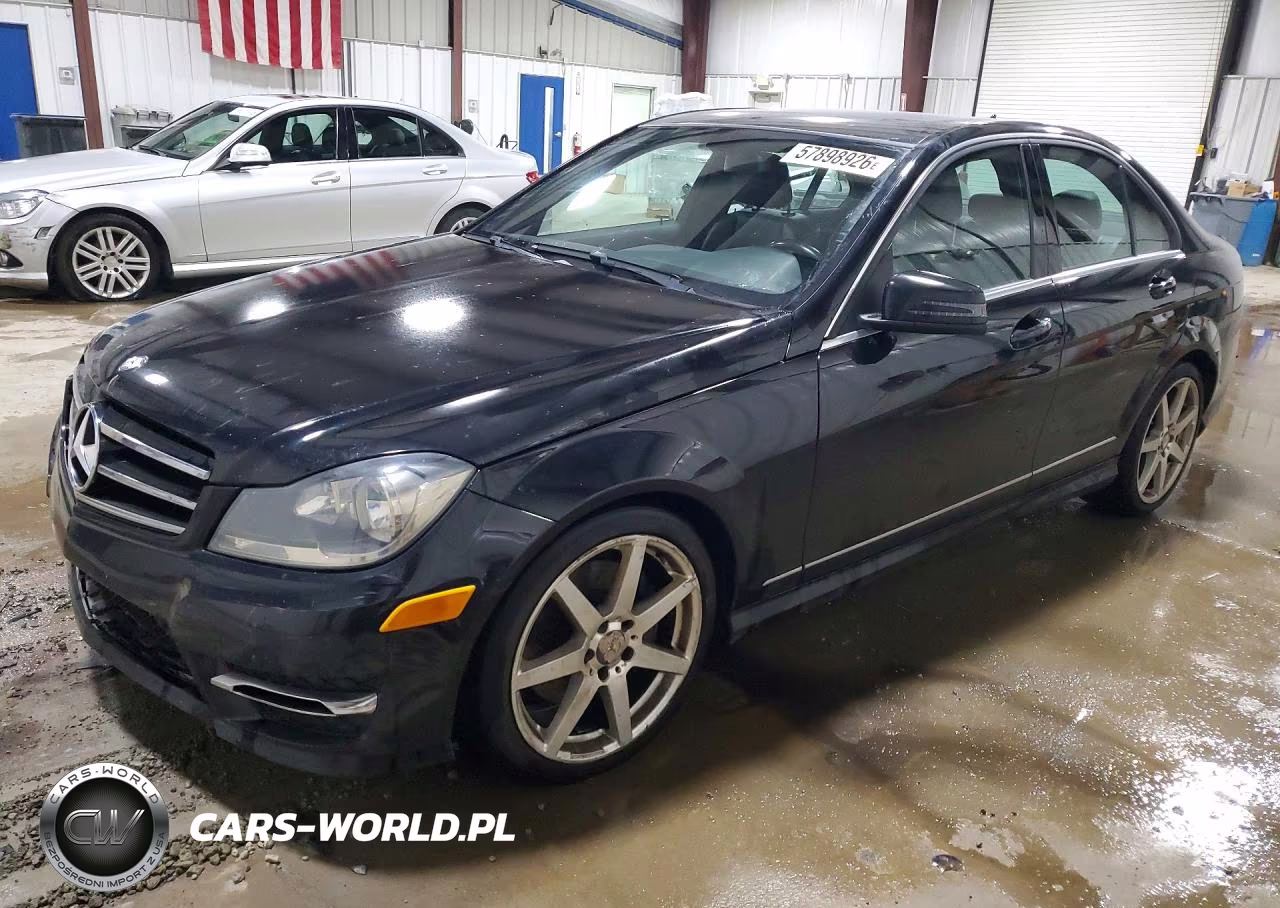 2014 Mercedes-Benz C 300 4Matic – zdjęcie 1 z 12