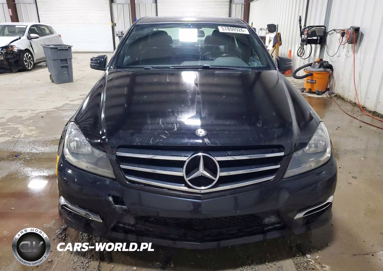 2014 Mercedes-Benz C 300 4Matic VIN:WDDGF8AB4EA925531 - 5