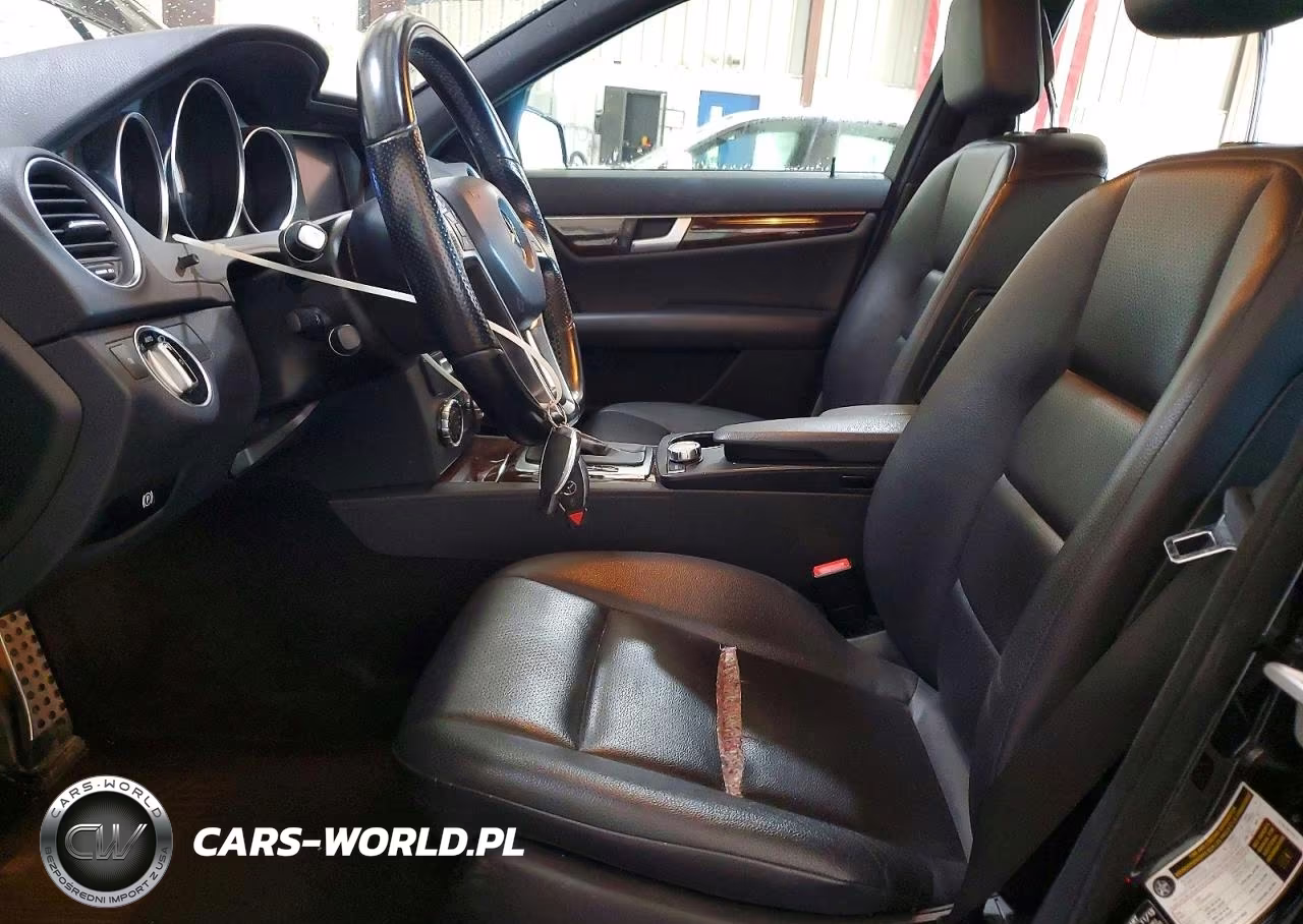 2014 Mercedes-Benz C 300 4Matic VIN:WDDGF8AB4EA925531 - 7