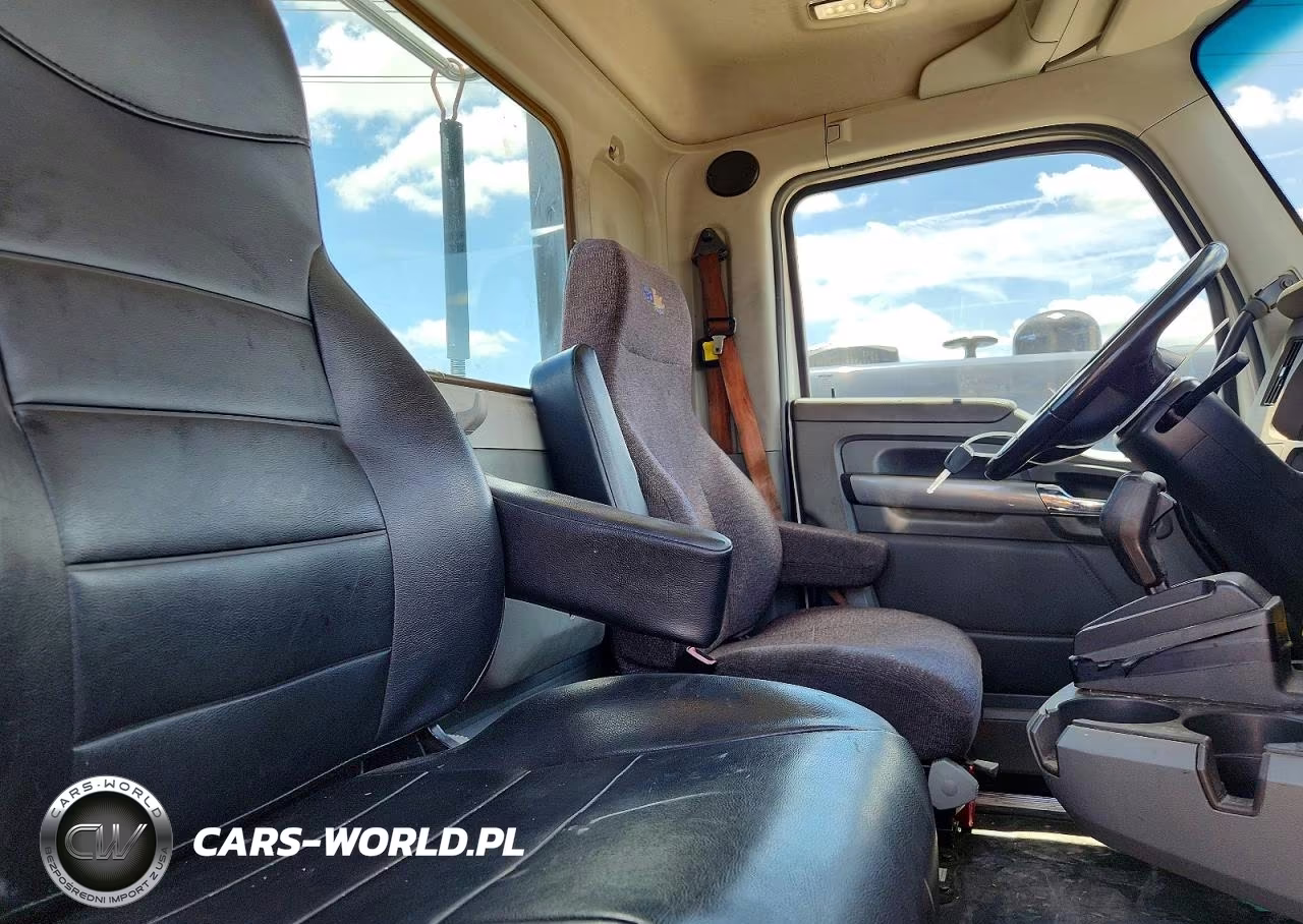 2018 Kenworth T680 Semi Truck VIN:1XKYA48XXJJ204328 - 6