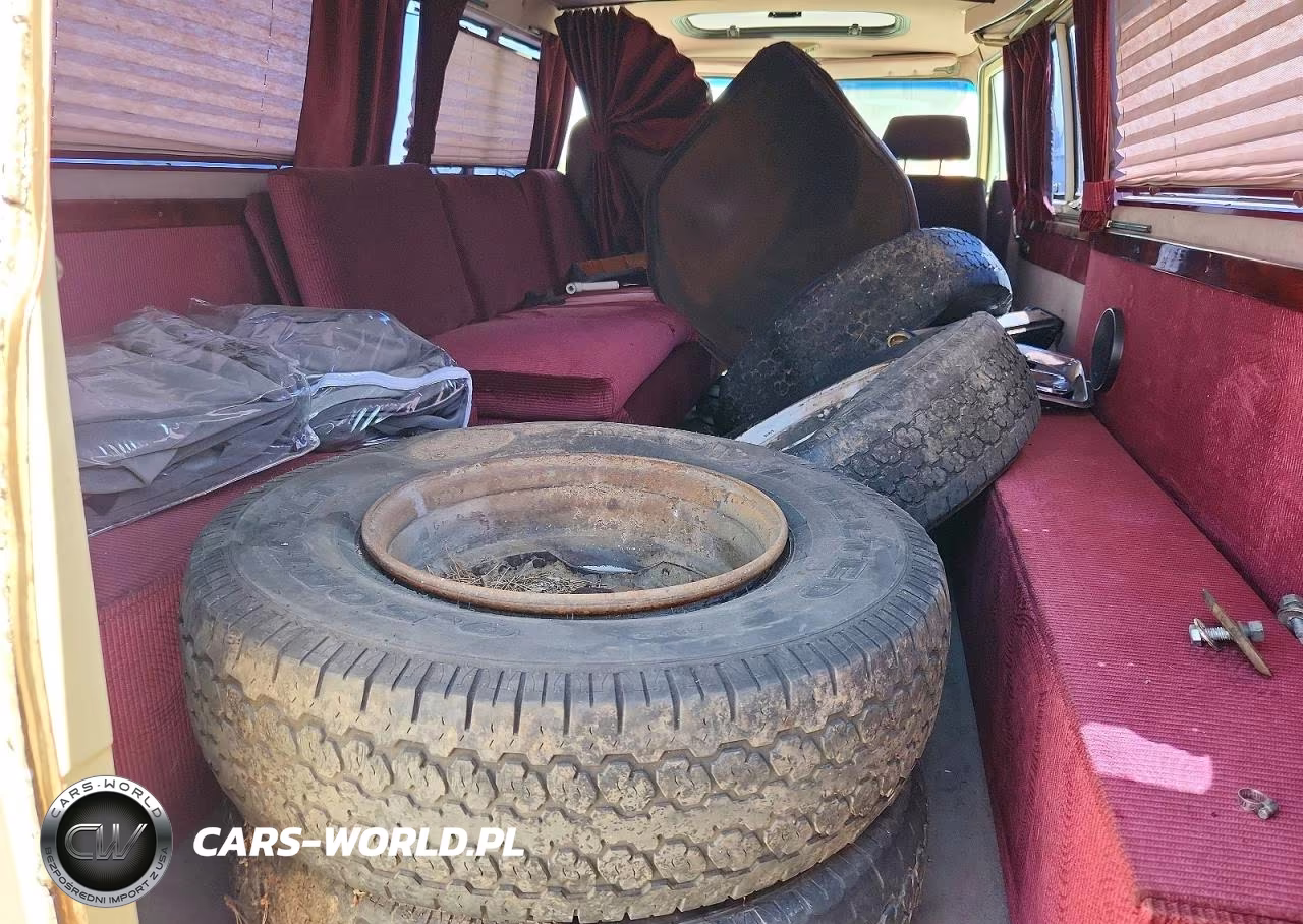 1977 Chevrolet Van VIN:CGR367U157236 - 10