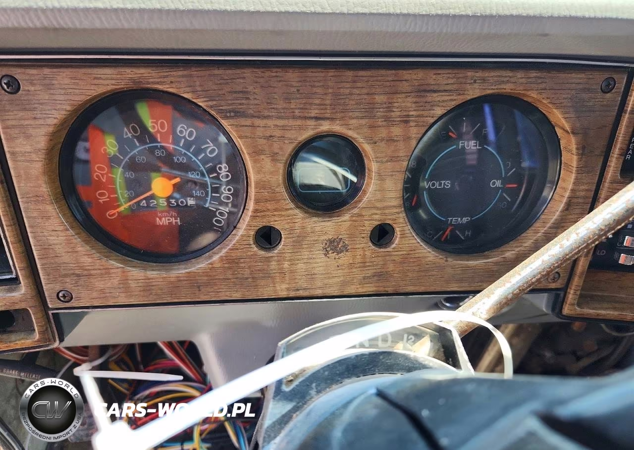 1977 Chevrolet Van VIN:CGR367U157236 - 9