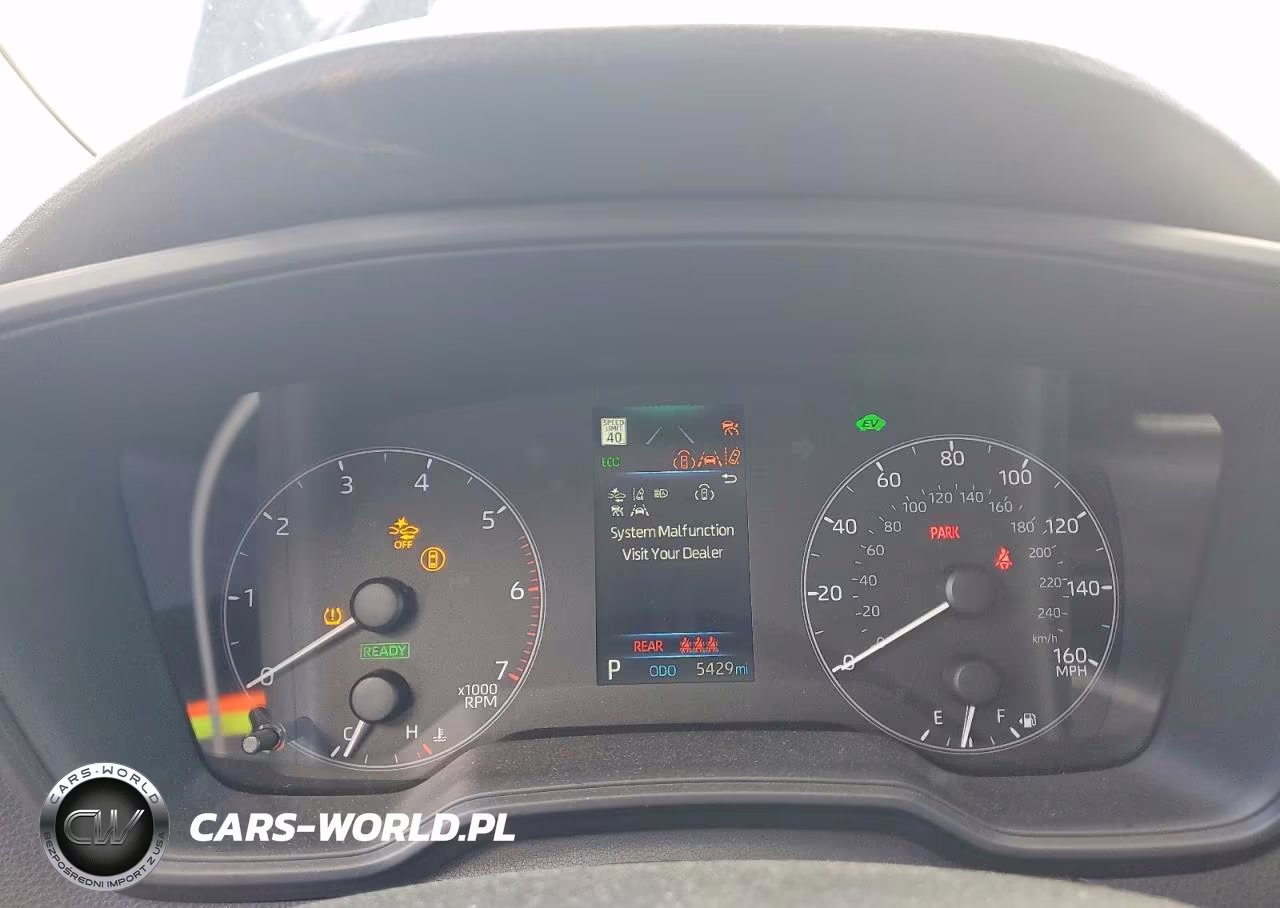 2025 Toyota Corolla Hybrid Le VIN:JTDBDMHE3S3026145 - 9