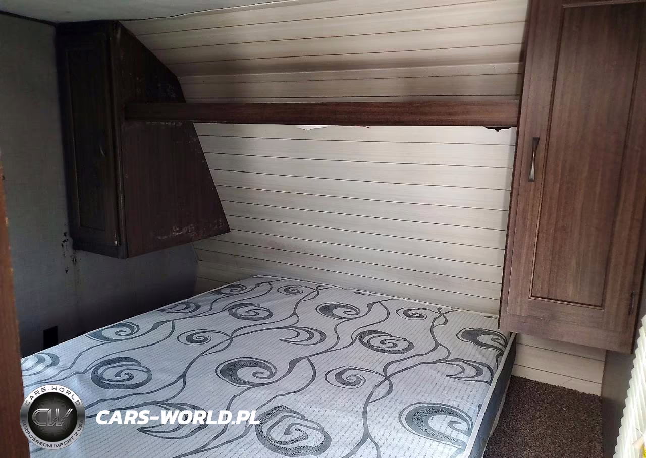 2018 Cross Roads Zinger Camper VIN:4YDT25228JS371526 - 5