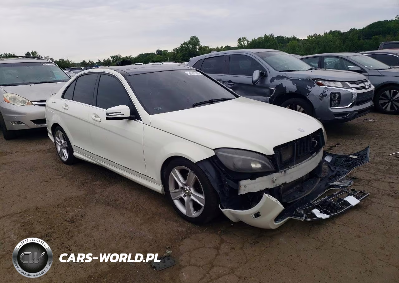 2011 Mercedes-Benz C 300 4Matic VIN:WDDGF8BB3BR133589 - 4