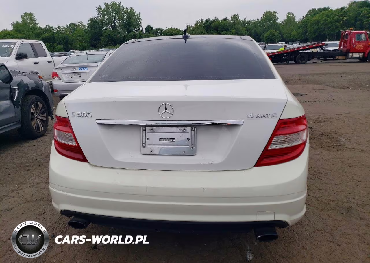 2011 Mercedes-Benz C 300 4Matic VIN:WDDGF8BB3BR133589 - 6
