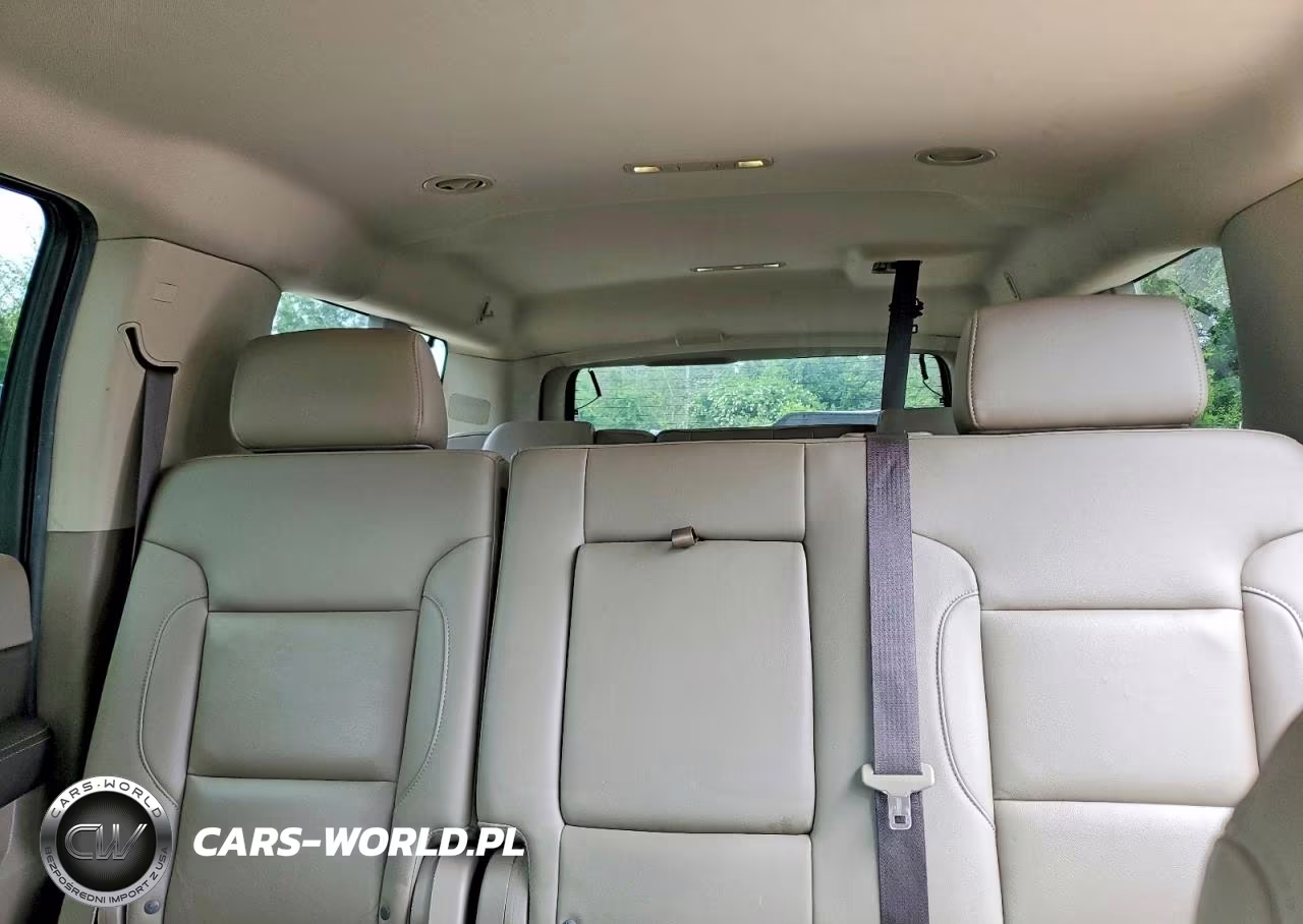 2019 Chevrolet Suburban C1500 Lt VIN:1GNSCHKC5KR362238 - 10