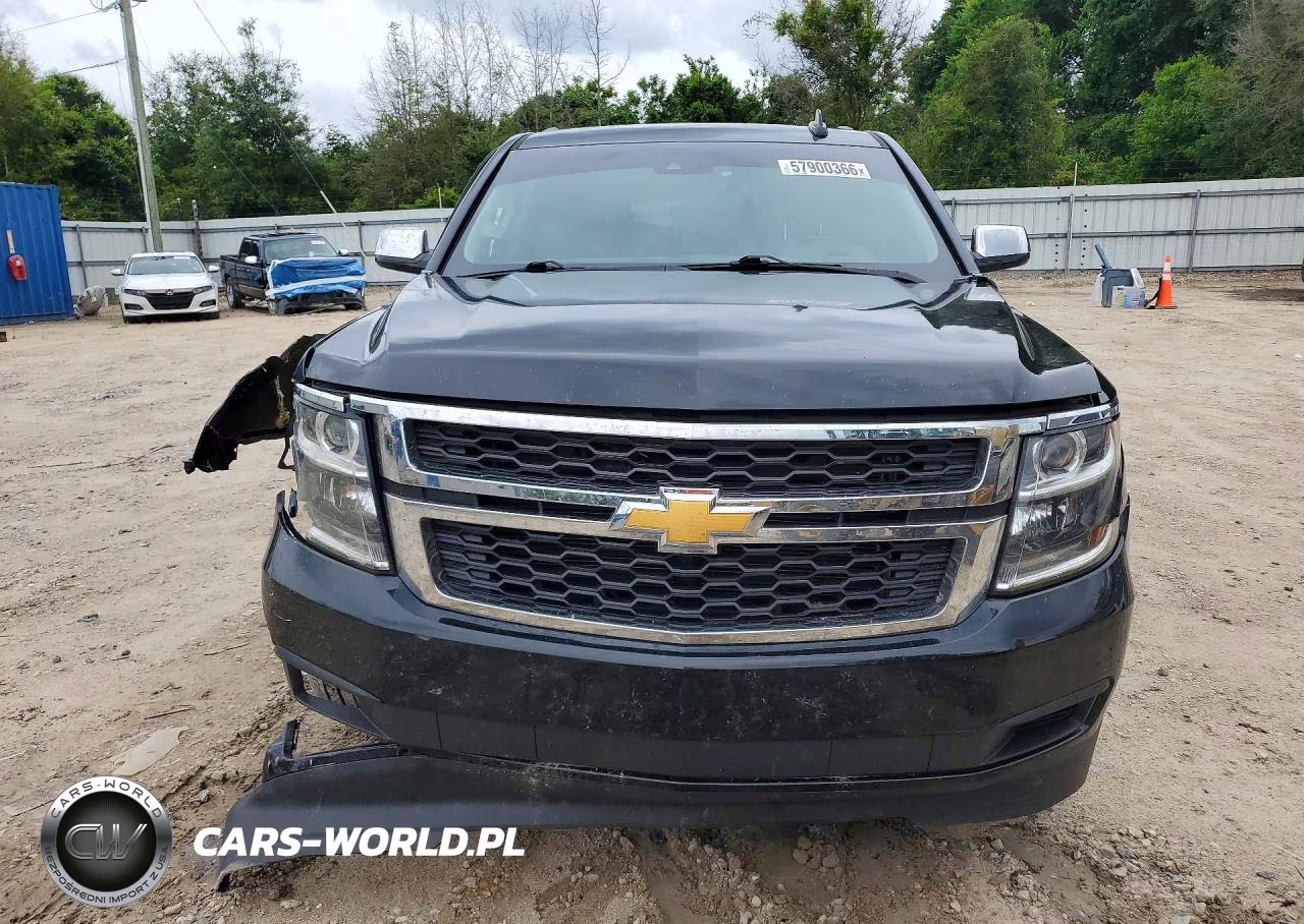 2019 Chevrolet Suburban C1500 Lt VIN:1GNSCHKC5KR362238 - 5