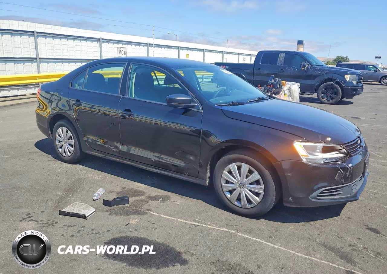 2014 Volkswagen Jetta Base VIN:3VW2K7AJ0EM404405 - 4