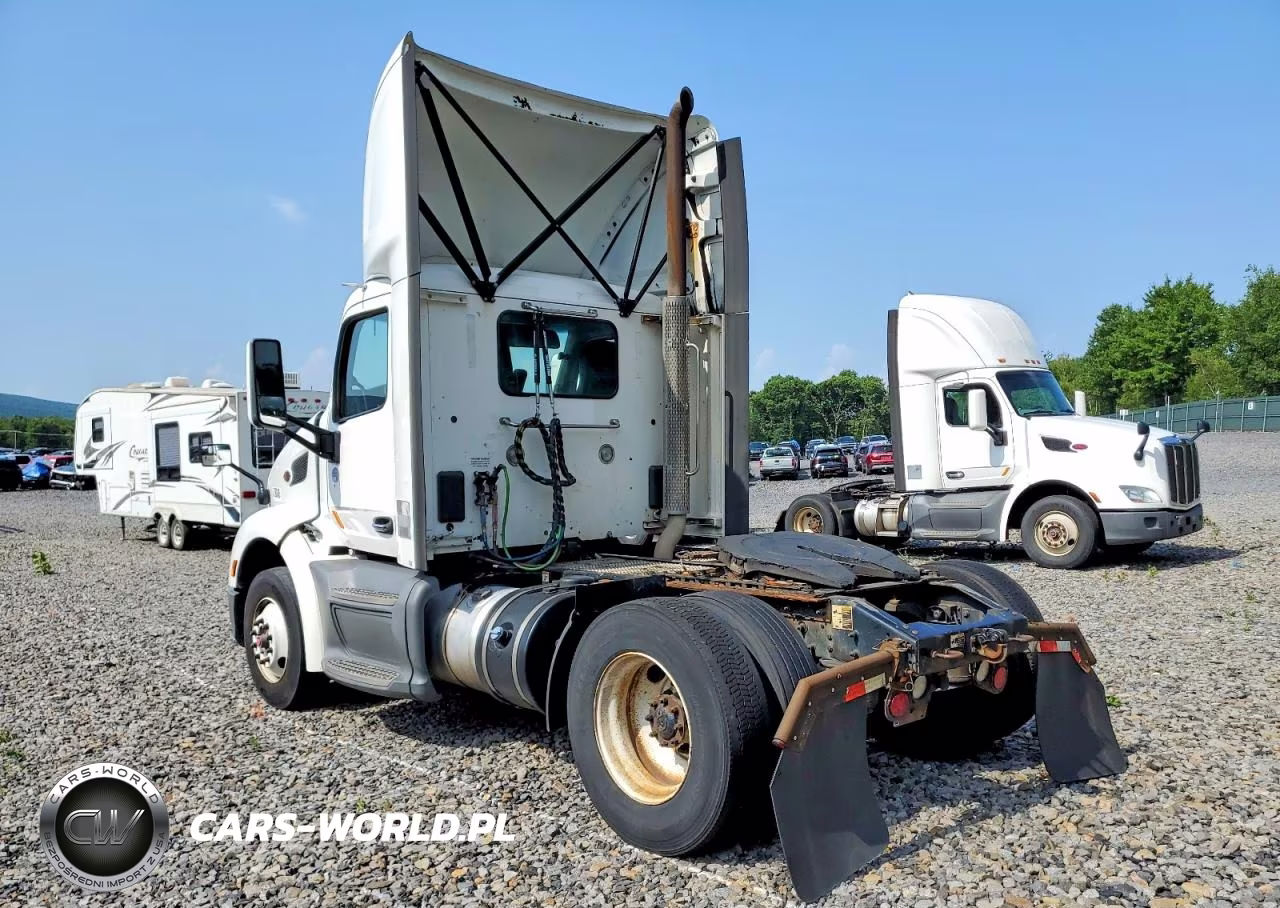 2019 Peterbilt 579 Semi Truck VIN:1XPBA48XXKD622243 - 3