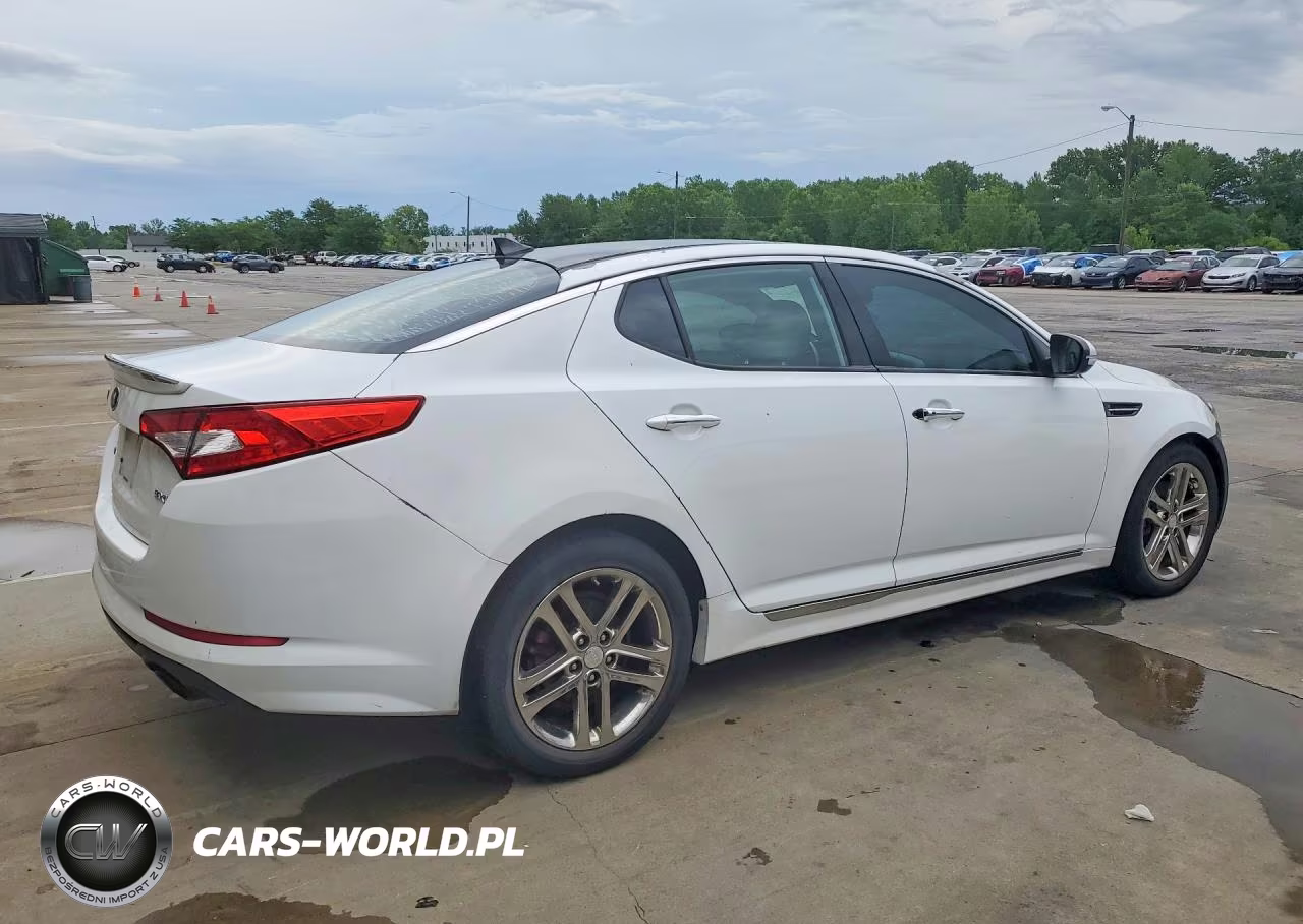 2013 Kia Optima Sx VIN:5XXGR4A68DG180167 - 3