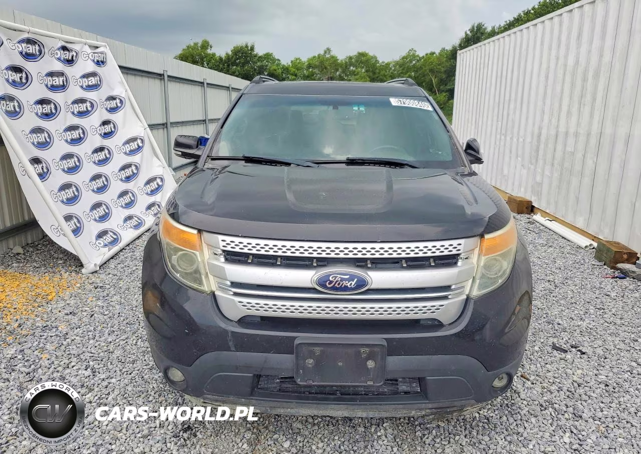 2014 Ford Explorer Xlt VIN:1FM5K7D8XEGB51785 - 5