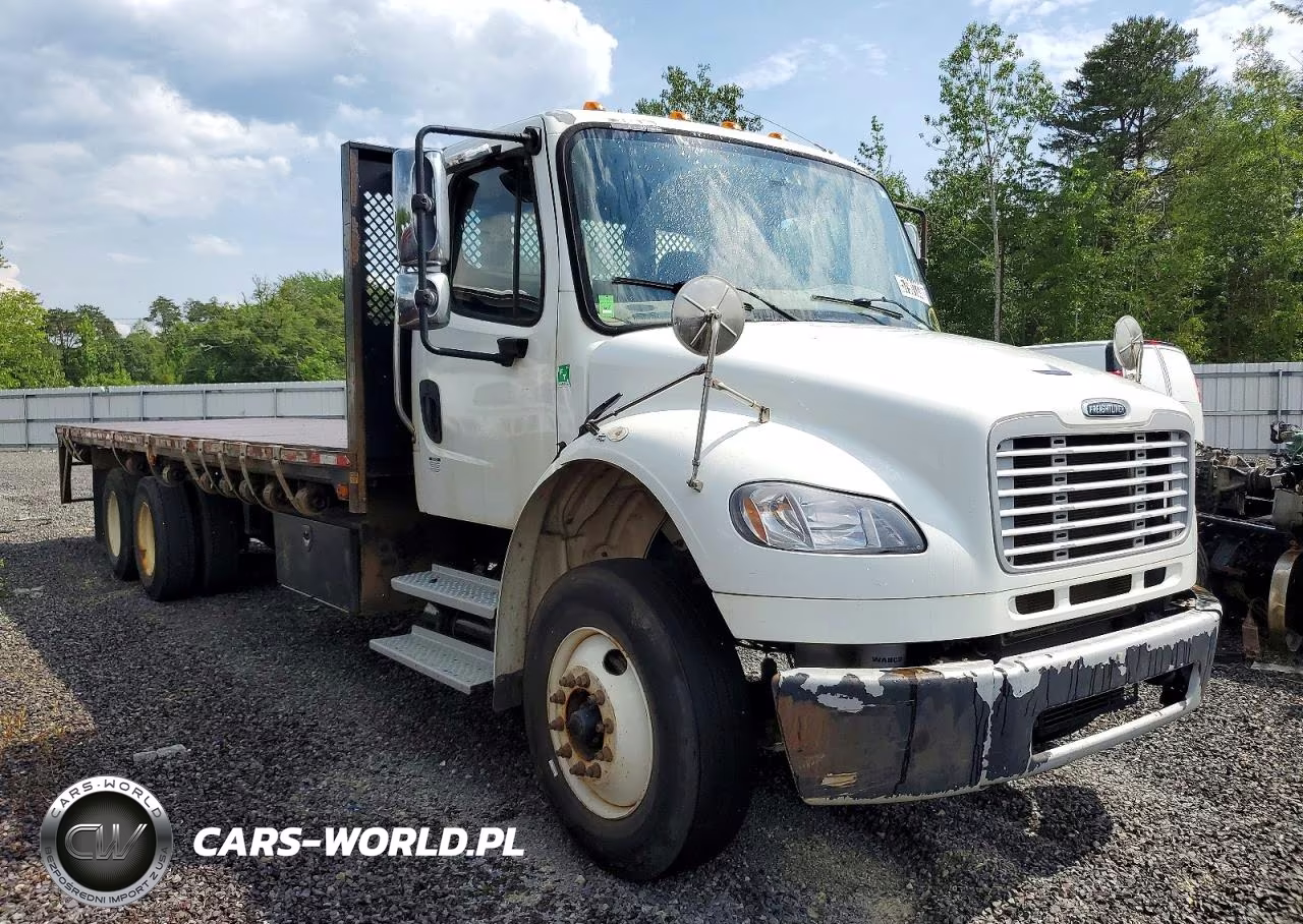 2016 Freightliner Business Class M2 Flatbed Truck