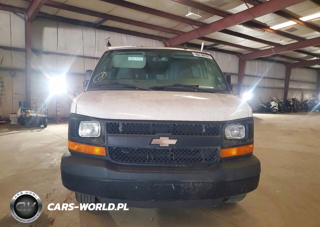 2016 Chevrolet Express G2500 VIN:1GCWGAFF8G1210664 - 5
