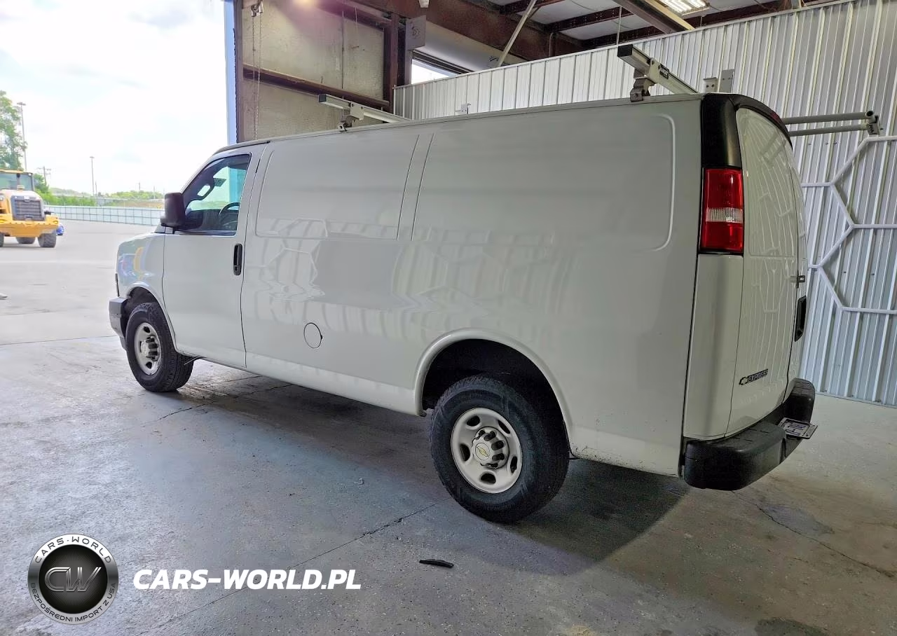 2023 Chevrolet Express G2500 VIN:1GCWGAFP7P1232891 - 2