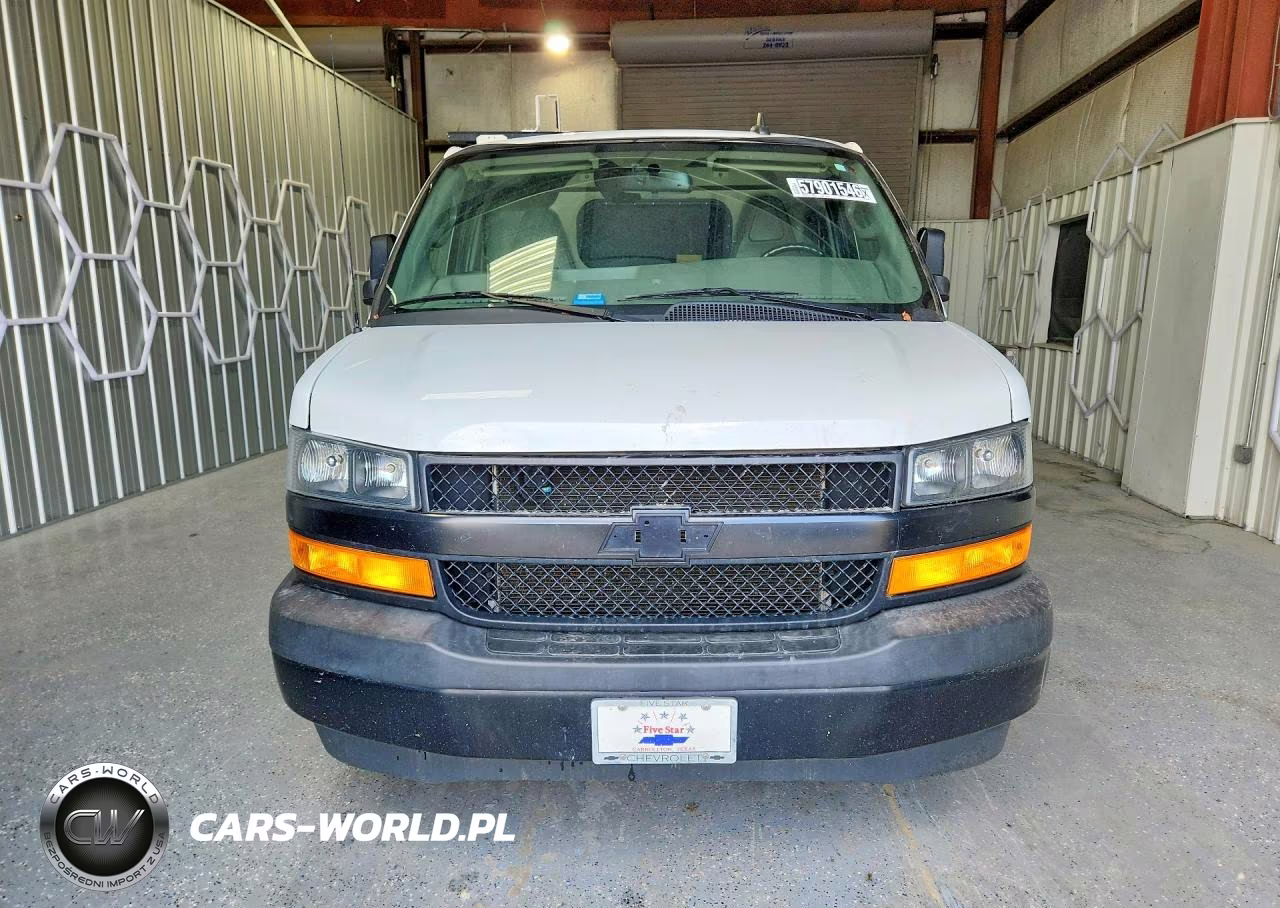 2023 Chevrolet Express G2500 VIN:1GCWGAFP7P1232891 - 5