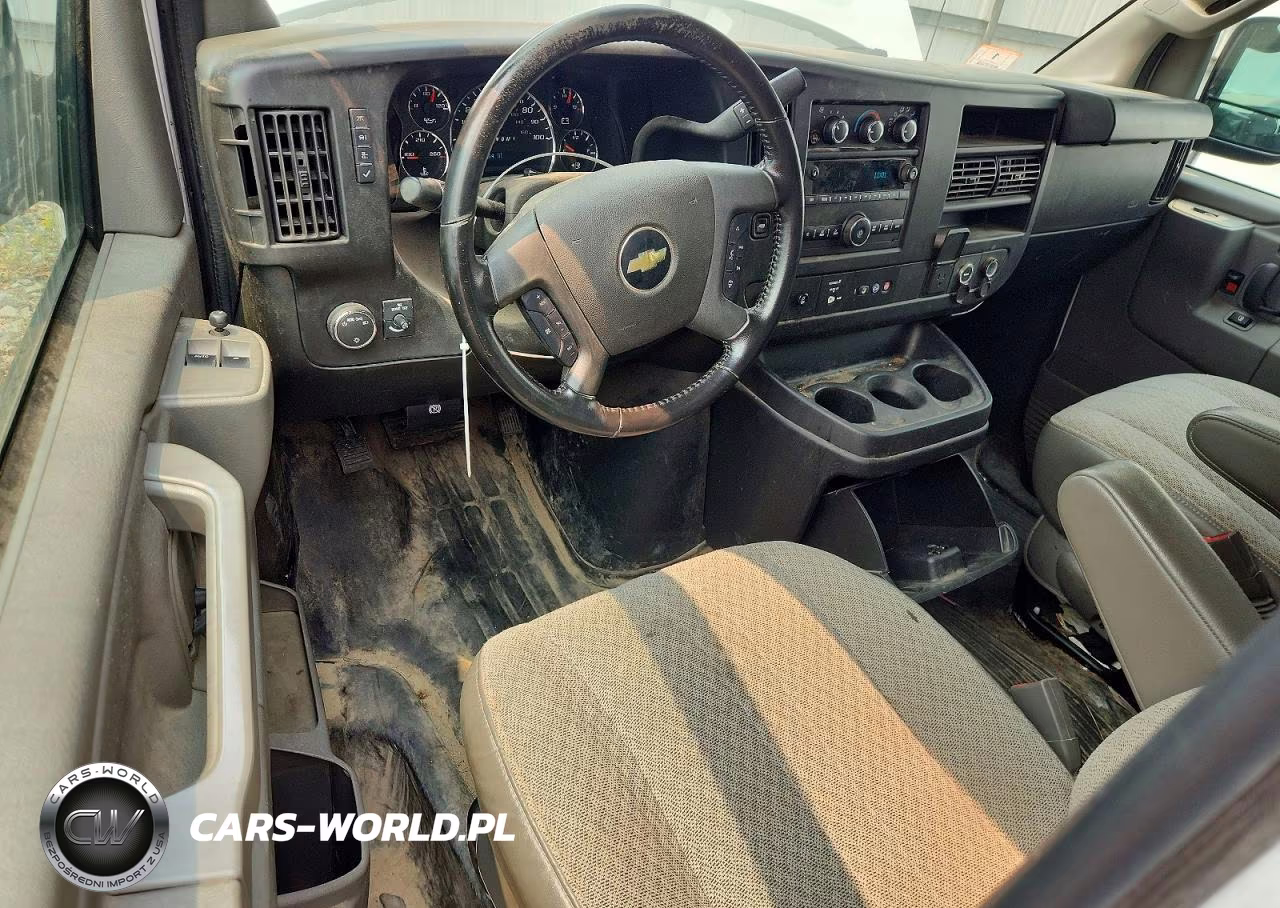 2022 Chevrolet Express G2500 VIN:1GCWGAFP0N1184373 - 8