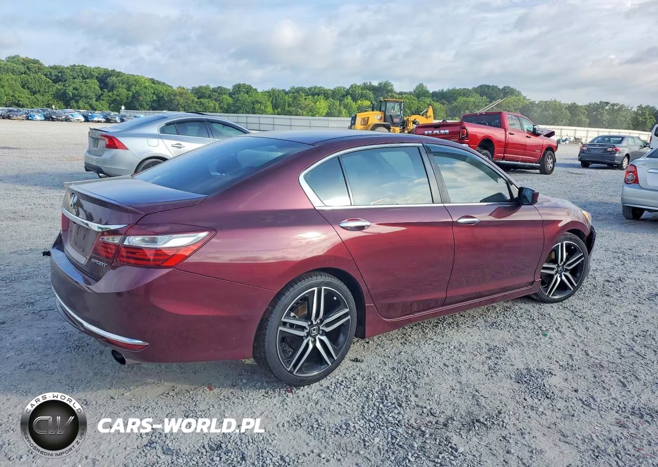 2016 Honda Accord Sport VIN:1HGCR2F5XGA110674 - 3